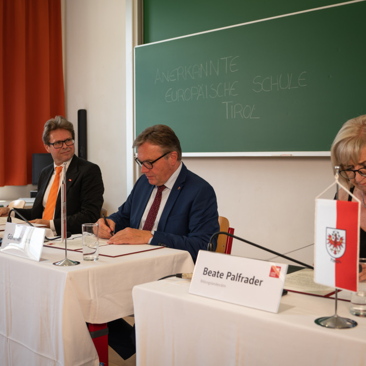 Pressekonferenz zum Projektstart: Anerkannte Europäische Schule im Großraum Innsbruck - Bild Nr. 10647