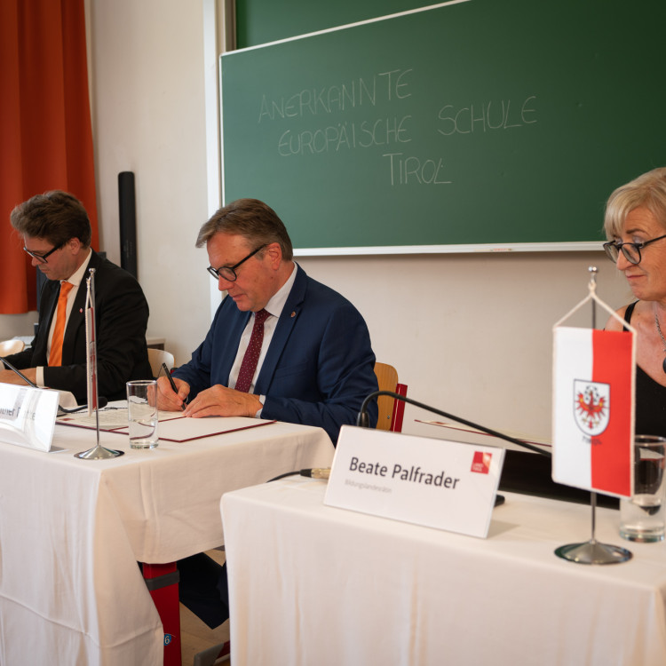 Pressekonferenz zum Projektstart: Anerkannte Europäische Schule im Großraum Innsbruck - Bild Nr. 10652