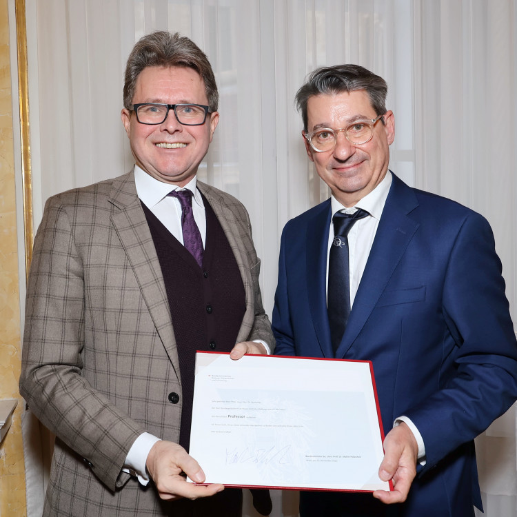 Vorschau Auszeichnung verdienter Persönlichkeiten