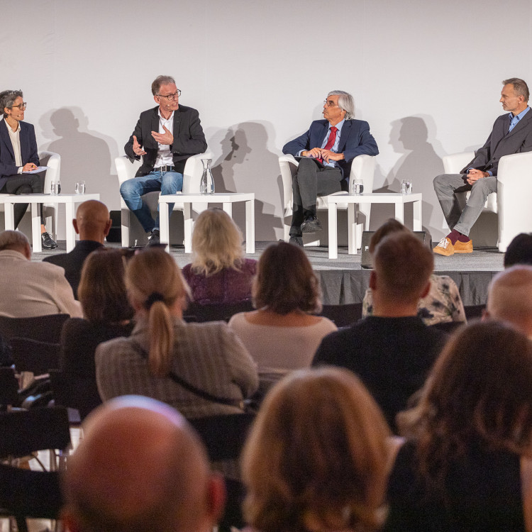 Vorschau Science Talk > Arbeit und Freizeit im Ungleichgewicht? Wissenschaftliche Zugänge zu einem aktuellen Thema, 12. Juni 2023
