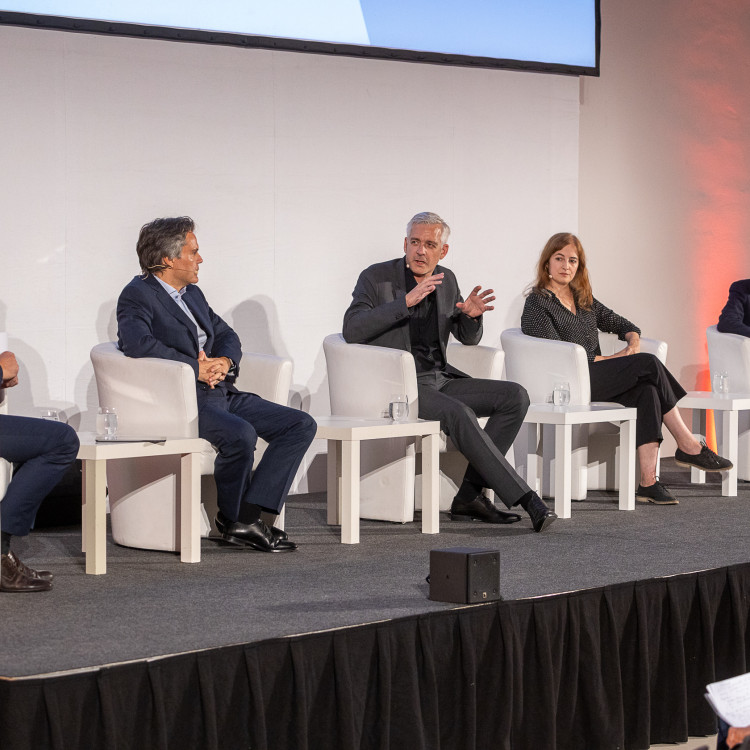 Science Talk > Künstliche Intelligenz - worauf vertrauen wir noch? 25. September 2023 - Bild Nr. 12732