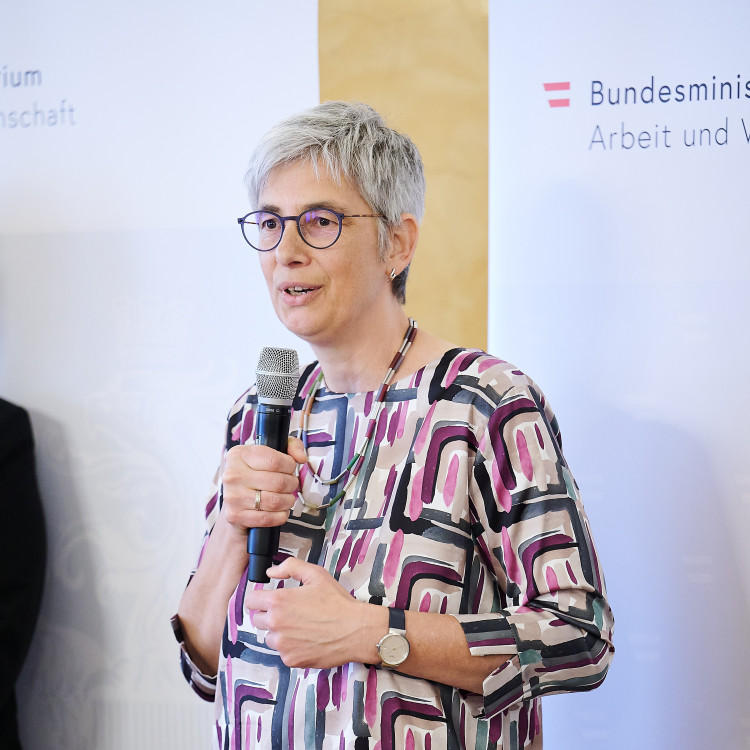 Verleihung des Österreichischen Staatspreises für Erwachsenenbildung 2024 - Bild Nr. 13415