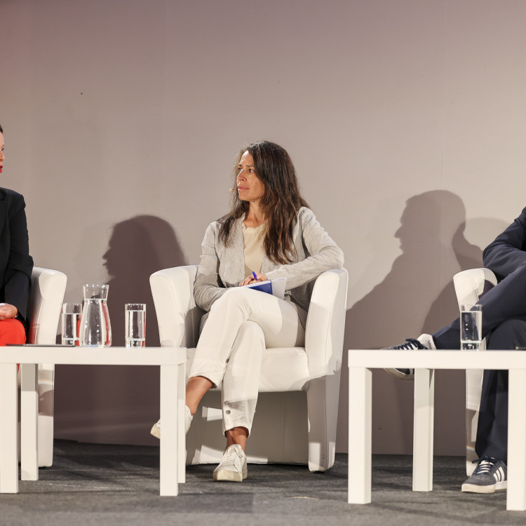 Science Talk > Was ist die Kunst der Politik? Herausforderungen durch Desinformation und Fake News am 9. September 2024 - Bild Nr. 13936