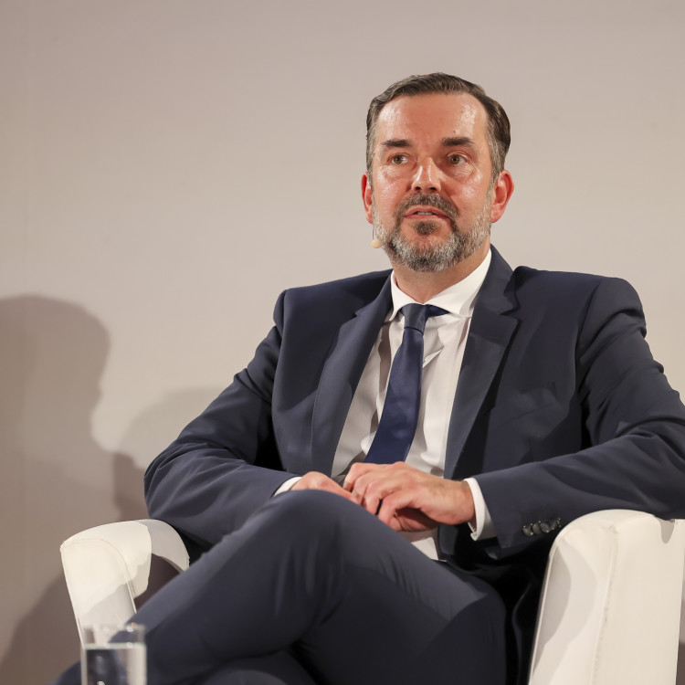 Science Talk > Was ist die Kunst der Politik? Herausforderungen durch Desinformation und Fake News am 9. September 2024 - Bild Nr. 13942