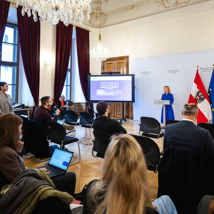 Vorschau PK BM Eva-Maria Holzleitner am 5. März 2026
