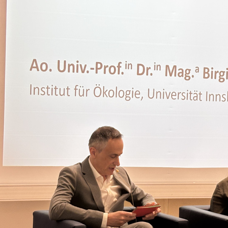 Vorschau Science Talk > Littering – mehr als ein ästhetisches Problem? Wissenschaftliche Perspektiven auf ökologische und gesellschaftliche Auswirkungen