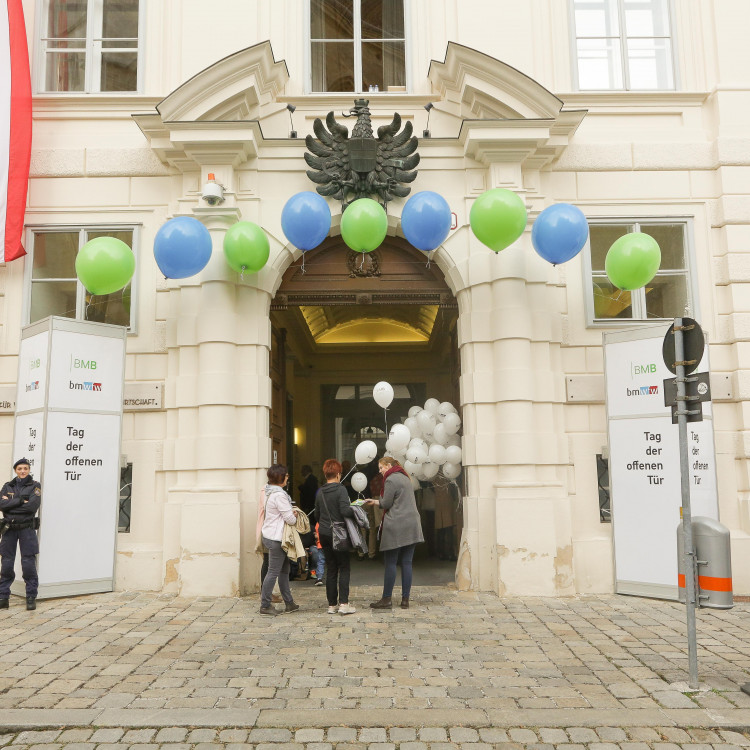 Vorschau Tag der offenen Tür im BIldungsministerium