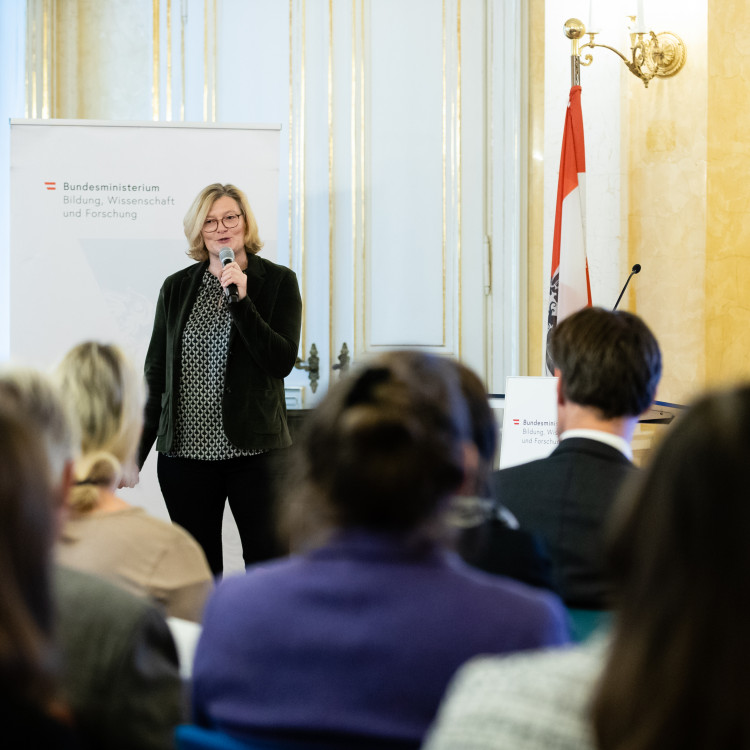 Vorschau Präsentation der OECD-Länderstudie „Higher Education Innovate – Country Review Austria“