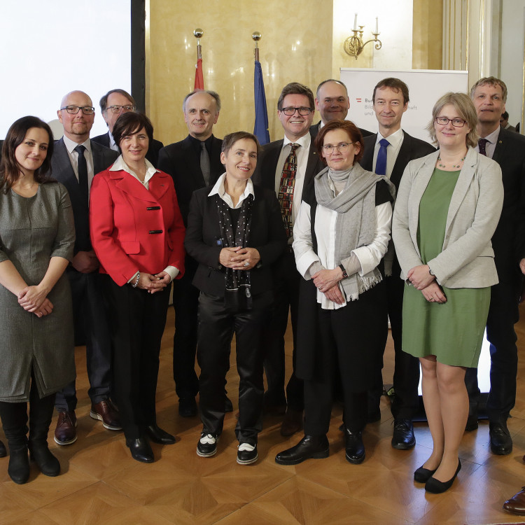 Digitale und soziale Transformation in der Hochschulbildung - Bild Nr. 9341