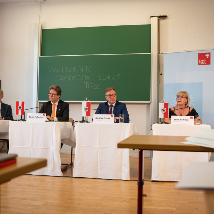 Pressekonferenz zum Projektstart: Anerkannte Europäische Schule im Großraum Innsbruck - Bild Nr. 10644