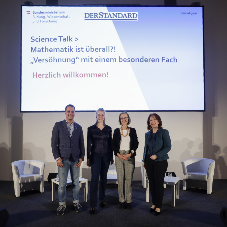 Science Talk > Mathematik ist überall?! „Versöhnung“ mit einem besonderen Fach 19.09.2022 - Bild Nr. 10692