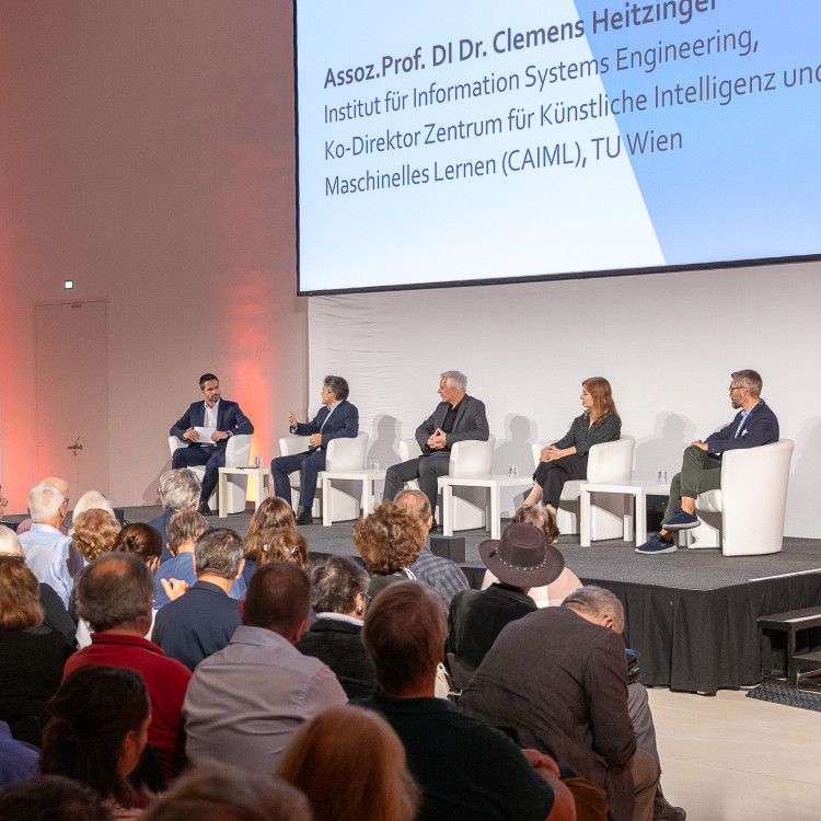 Science Talk > Künstliche Intelligenz - worauf vertrauen wir noch? 25. September 2023 - Bild Nr. 12728