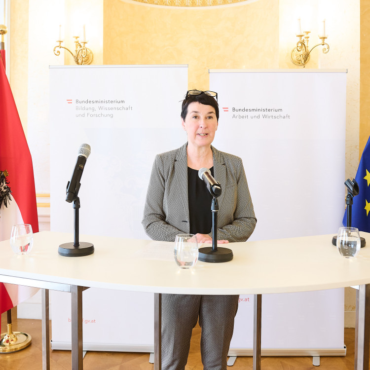 Verleihung des Österreichischen Staatspreises für Erwachsenenbildung 2024 - Bild Nr. 13390