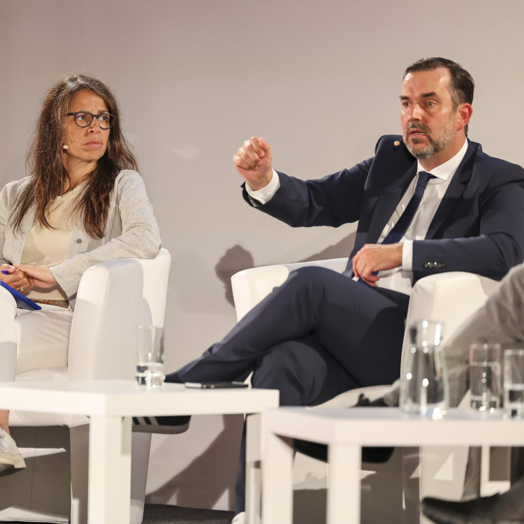 Science Talk > Was ist die Kunst der Politik? Herausforderungen durch Desinformation und Fake News am 9. September 2024 - Bild Nr. 13940