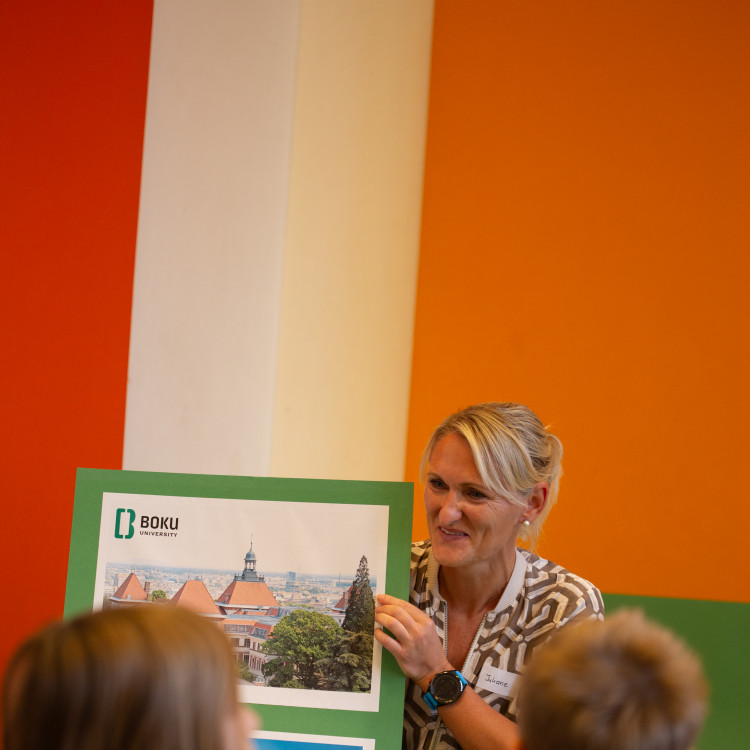 Forschung von klein auf: Wissenschaftsbotschafter:innen besuchen Kindergärten und Horte - Bild Nr. 16141