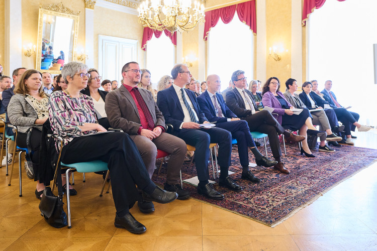 Verleihung des Österreichischen Staatspreises für Erwachsenenbildung 2024 - Bild Nr. 13341 - Vorschau