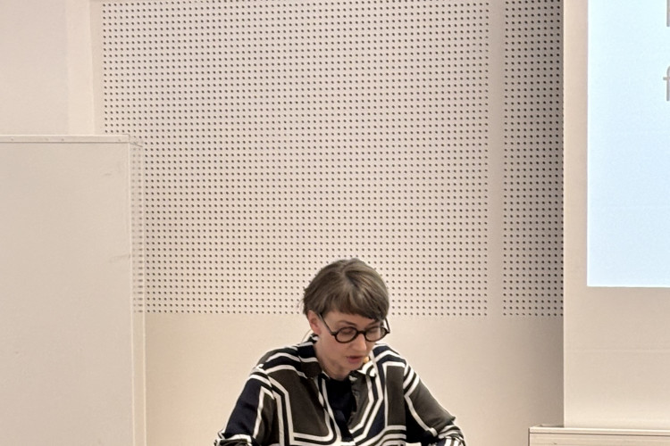 Science Talk > Friedens- und Konfliktforschung Welcehn Beitrag kann sie zur aktuellen weltpolitischen Lage leisten?